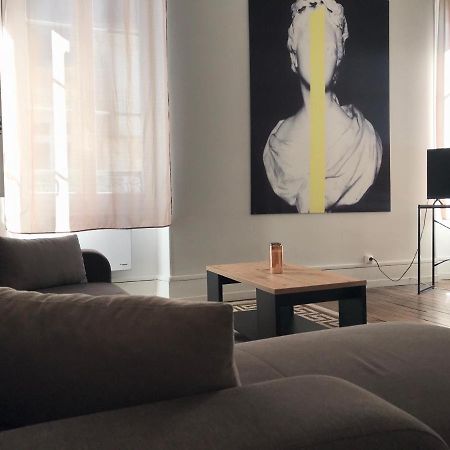 Appartement Standing Невер Екстериор снимка